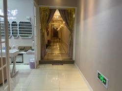 -蕾蕾美颜美容美体