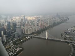 -广州塔卢特斯法国旋转餐厅