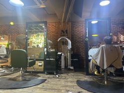 -青木造型HAIR·あおき髪を刈る潮人店