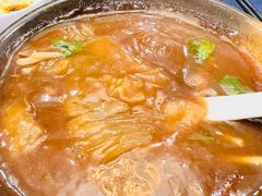 砂锅鱼翅-新加坡泰国村酒楼(五角场店)