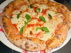 经典玛格丽特披萨-春树下·树屋花房西餐厅(罍街AS1980店)