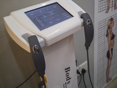 -Freedom Fitness私教健身俱乐部(徐虹北路店)