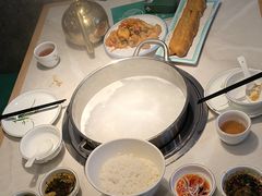 -粤顺渔坊·中山脆肉鲩火锅(清湖店)