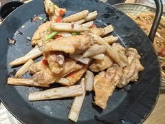 -川堂风·跷脚牛肉·乐山爆炒(宝山日月光店)