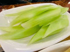 青笋-彭记铁锅肥肠(东四总店)