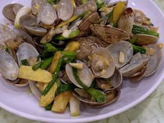 -鹏城人家海鲜酒家·23年老字号(较场尾店)