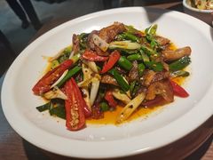 -有红鸡毛店·川菜(建设路店)