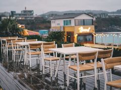 -Cafe Aewol Monsant