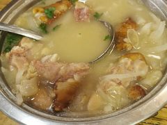阿家村酸汤猪脚-遇见阿家村云南菜(魏公村店)