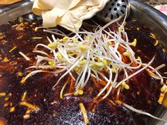 -肖肖酸萝卜鱼火锅(总店)