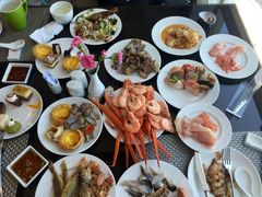 -烟台中泽华羿铂尔曼酒店·汇·全日餐厅·高空海景自助