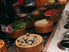 -龍歌自助小火锅(市南金茂湾店)