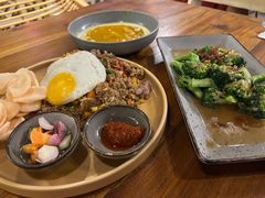 -Pundi Pundi Restaurant