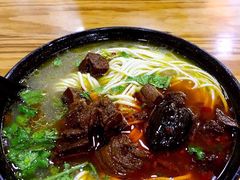 -志权牛肉面(灵山路店)