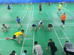 -侨飞羽毛球馆