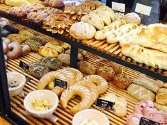 -焙丽拾光(麦凯乐直营店)