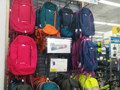 -迪卡侬(燕山店)