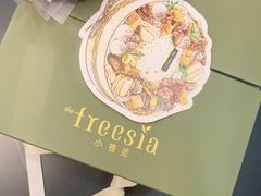 -小苍兰风铃草蛋糕甜品(沈阳店)
