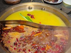 -小天鹅火锅·一线江景洪鼎旗舰店(洪崖洞店)
