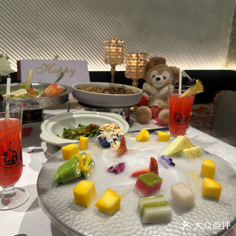 在德基！!存一下💕南京520约会氛围漂亮饭