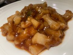 葱烧蹄筋-闫府私房菜·百年鲁菜(恒隆店)