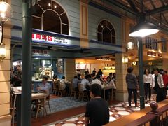 -大食代美食广场(上海中心店)