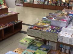 -新华书店(龙湖路店)