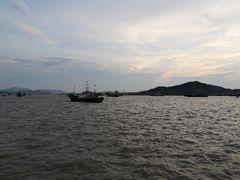 -沈家门海鲜夜排档(东港店)