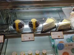 -皇冠幸福里动物奶油生日蛋糕(常青中路店)