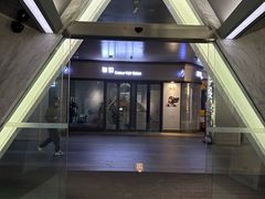 -上海虹桥中心爱琴海亚朵S酒店