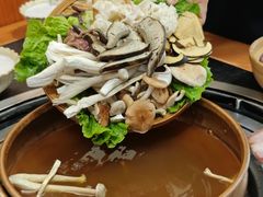 -阿山卓·野生菌火锅·纳西火塘烤肉