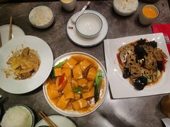 -闫府私房菜·老字号(恒隆店)