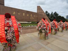 -上海市龙华烈士陵园