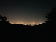 -鬼笑石后山停车场