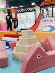 -汤姆小鸟(无锡宝龙广场店)