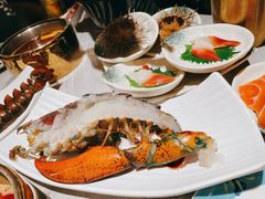-雍容荟帝王蟹活龙虾展台自助(IFS黑金店)