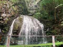 -藏龙百瀑风景区