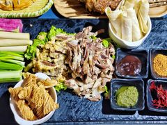 -伊带伊路新疆美食府(呼家楼店)