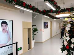 -猴有戏教育戏剧·音乐剧·主持口才·演讲朗诵辩论(环球港华师大校区)