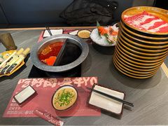 -牛YO寿喜烧·铁板烧和牛火锅自助(市府恒隆店)
