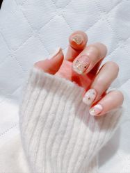 -悦指间美甲美睫