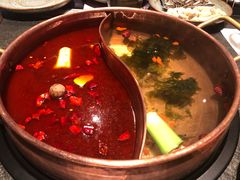 鸳鸯锅-老墙根涮肉·铜锅·烧烤(欢乐谷·王四营店)