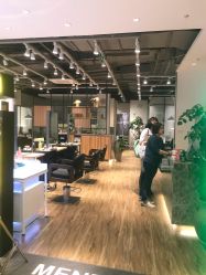 -Mentor Hair Salon