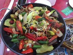 -乡土特色.冷锅鱼.牦牛肉汤锅