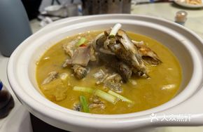 Small Fish Hot Pot