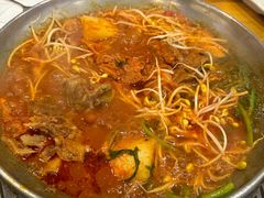 -喇喇排骨火锅·传统韩式脊骨汤(望京西园总店)