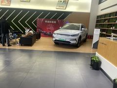 -比亚迪上海弘仁4S(杨浦店)