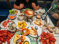 -金马门国际美食百汇(珞喻路店)