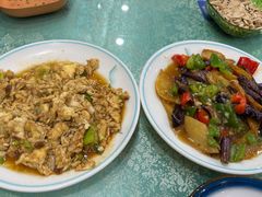 -鹤乡东北菜(崮山路店)