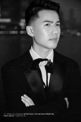 -黑马婚纱摄影